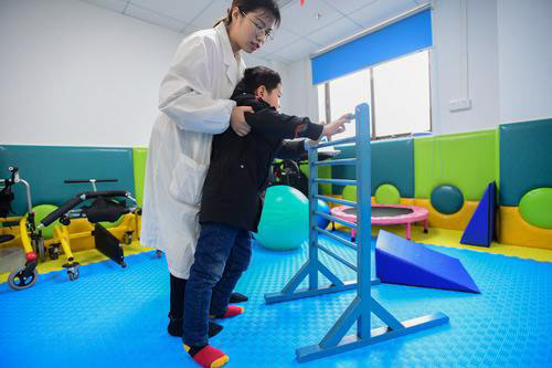 傳統康復理療師證報考條件，文憑不足該怎么辦