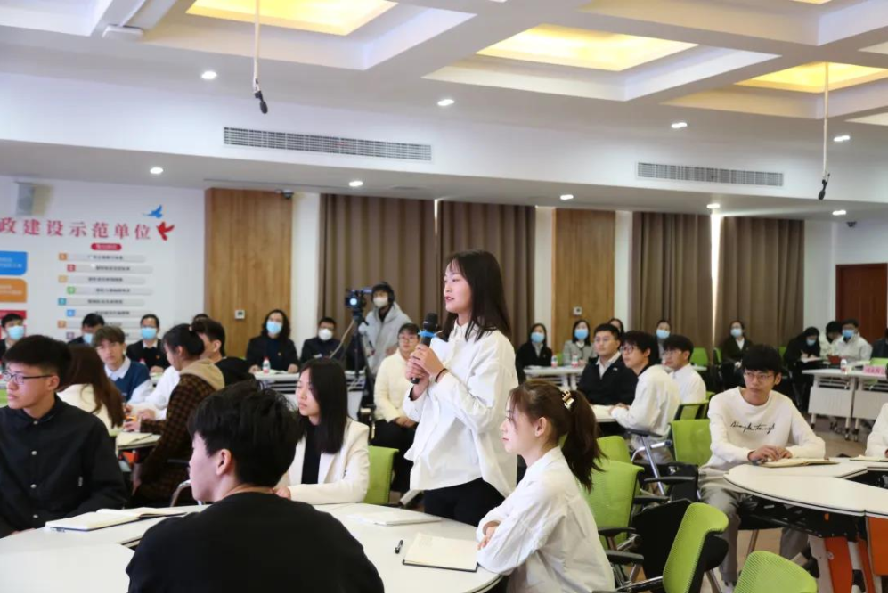 拼了！為了春天的第一節(jié)思政課，大中小學(xué)齊上陣